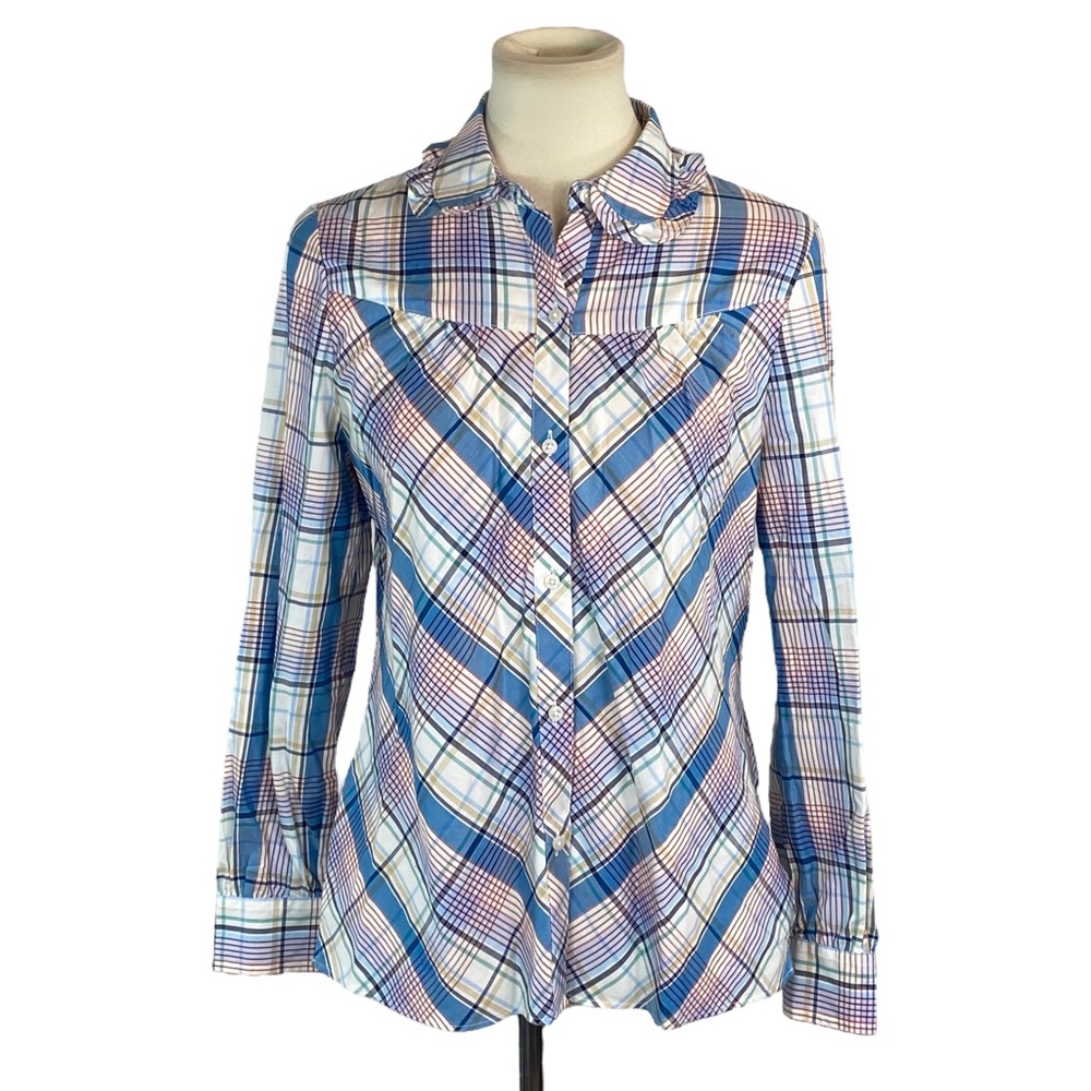 Woman’s Untuckit plaid button down shirt size S